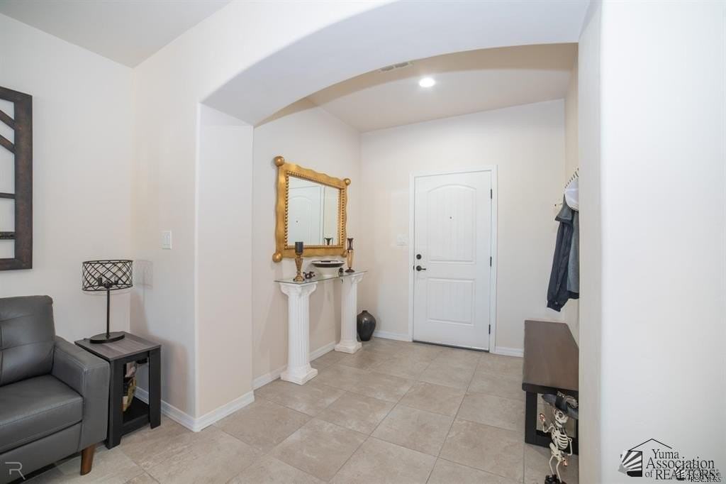 27266 Mesquite Ave - Photo 4 of 34