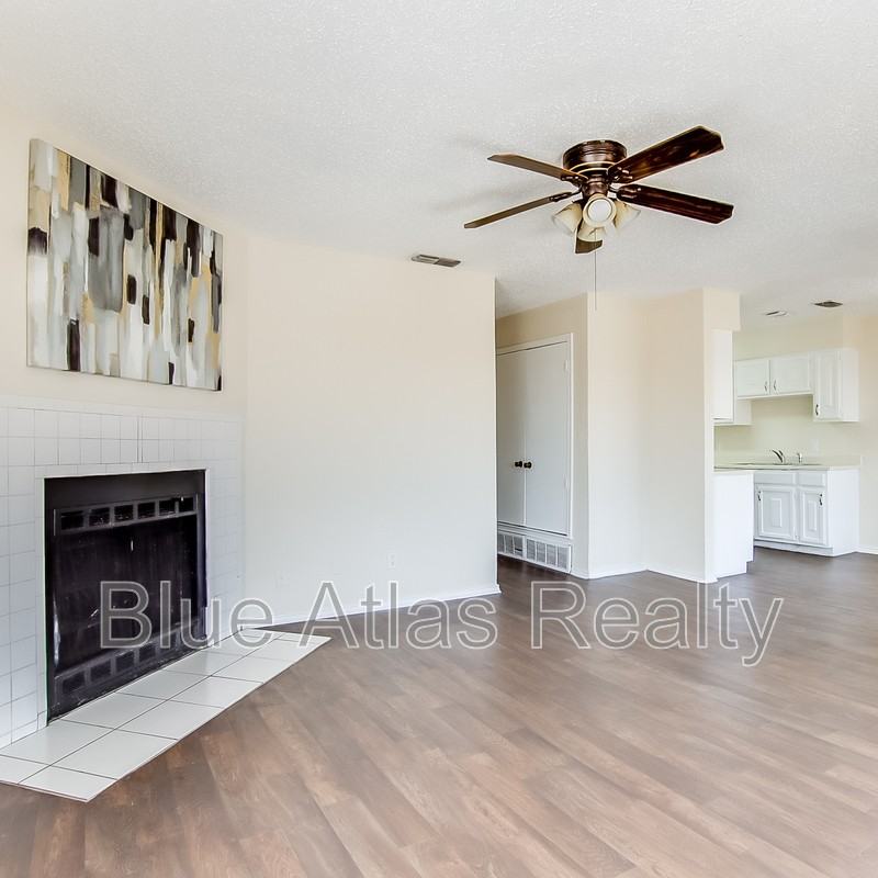 8133 Foxfire Lane - Photo 3 of 19