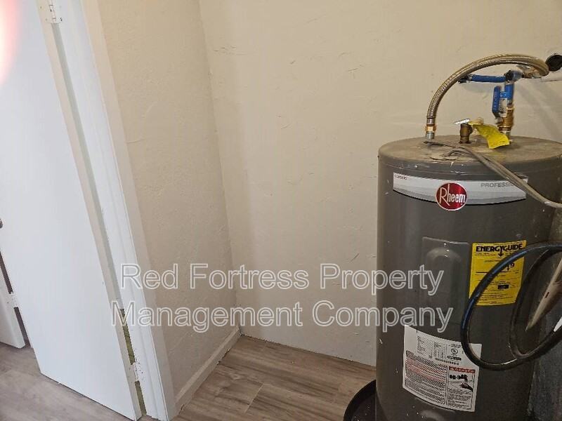 720 Karlov St - Photo 7 of 7