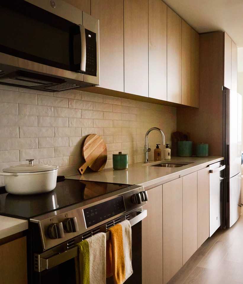 The Journal - North Tower - Photo 2 of 7