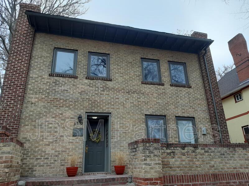 1570 Detroit St - Photo 4 of 28