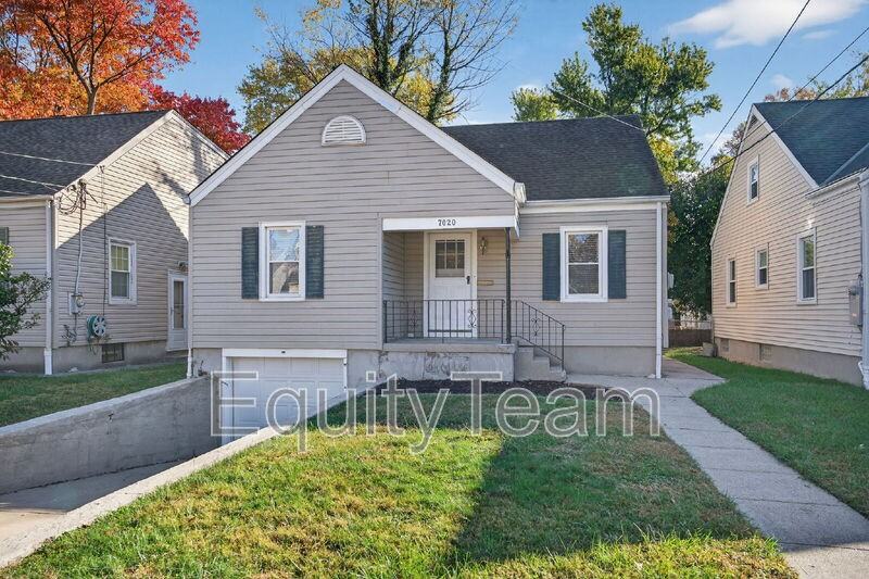 7020 La Boiteaux Avenue - Photo 2 of 31