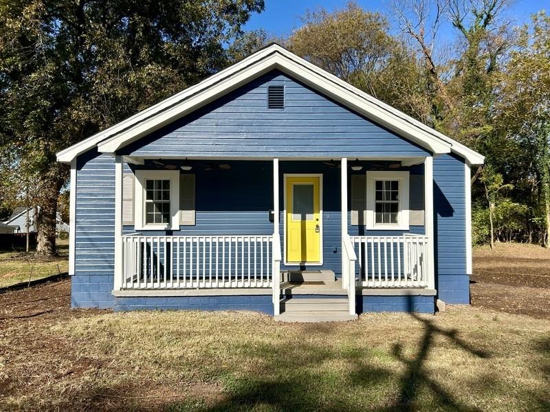 217 Skyland Ave - Photo 2 of 31