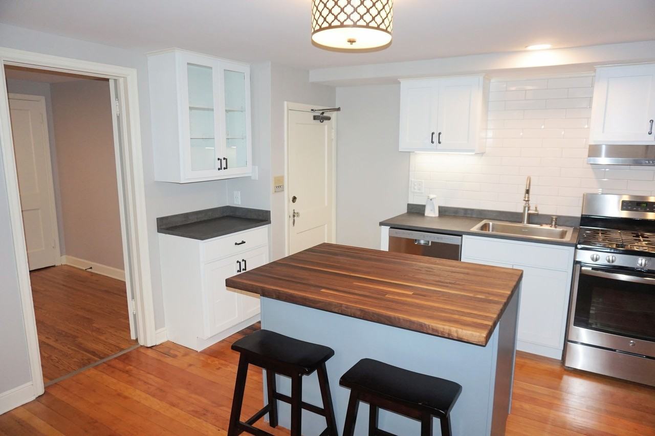 1899 Selby Avenue - Photo 7 of 28