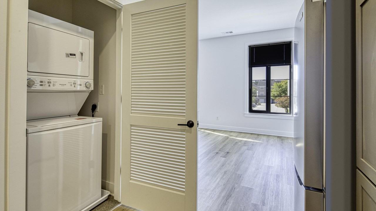 Aviator Lofts - Photo 6 of 24