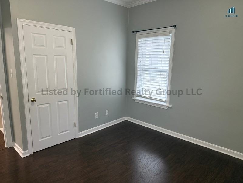 1232 N Main St #3 - Photo 7 of 8