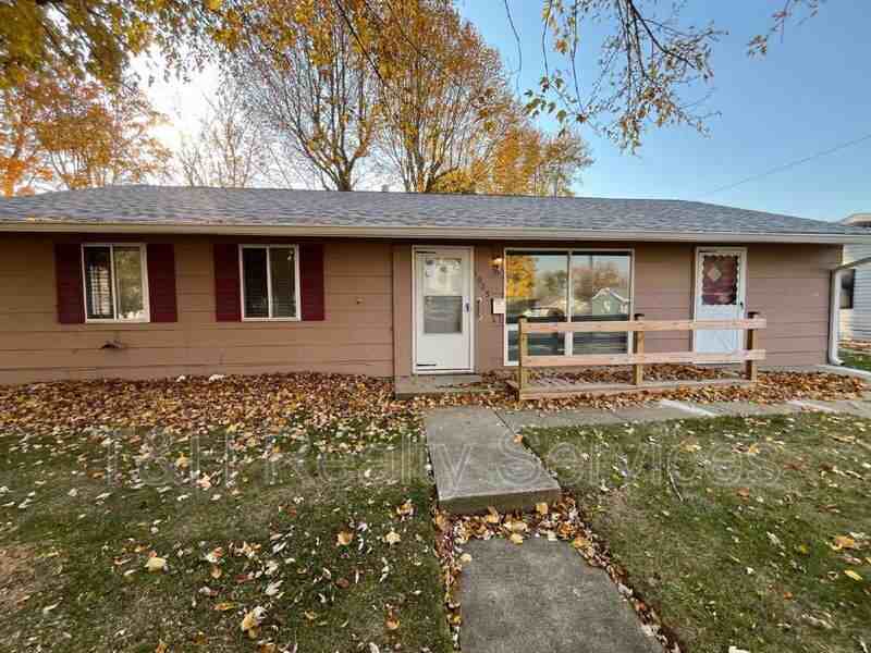 1025 North Berkley Road - Photo 3 of 32