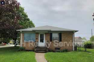 1302 N Downey Ave - Photo 1 of 1