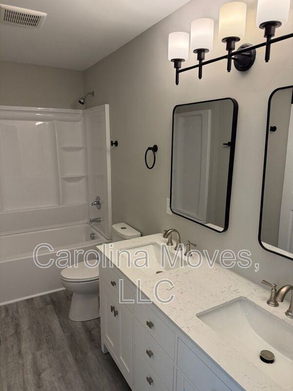 135 Regent Street - Photo 6 of 18