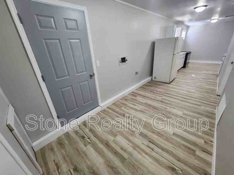 2001 N 25th St - Photo 6 of 12