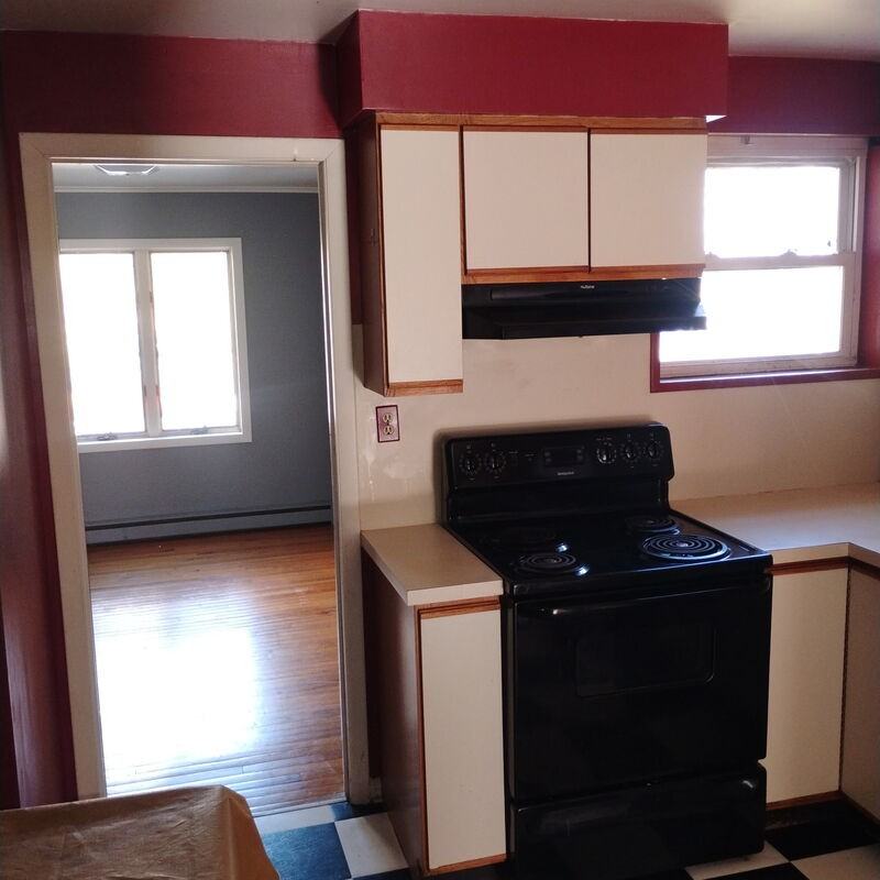 13 Western Ave - Photo 2 of 10