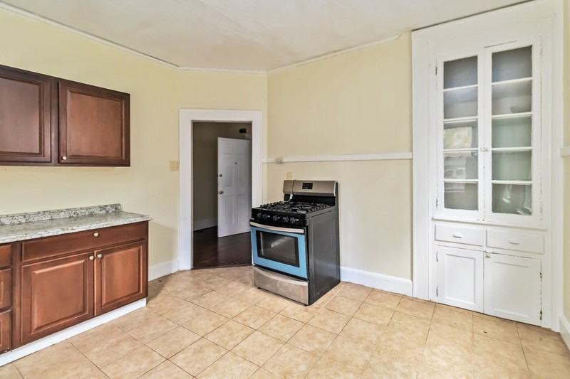 24 Wheeler St #2 - Photo 5 of 14