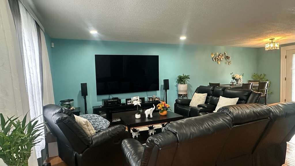 8111 Brown Court - Photo 4 of 21