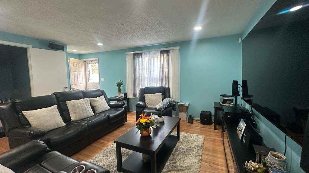 8111 Brown Court - Photo 7 of 21