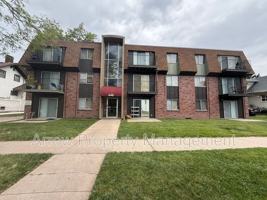 featured image of 649 S 18th St