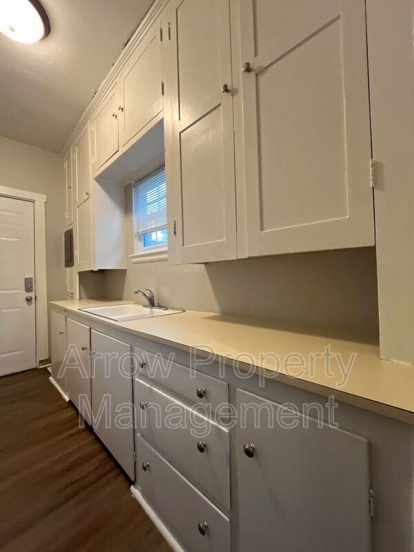 1522 D St #1528 - Photo 7 of 12