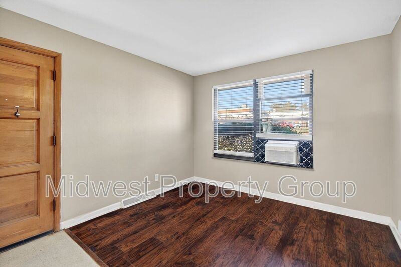 9204 Lackland Rd #1 - Photo 6 of 15