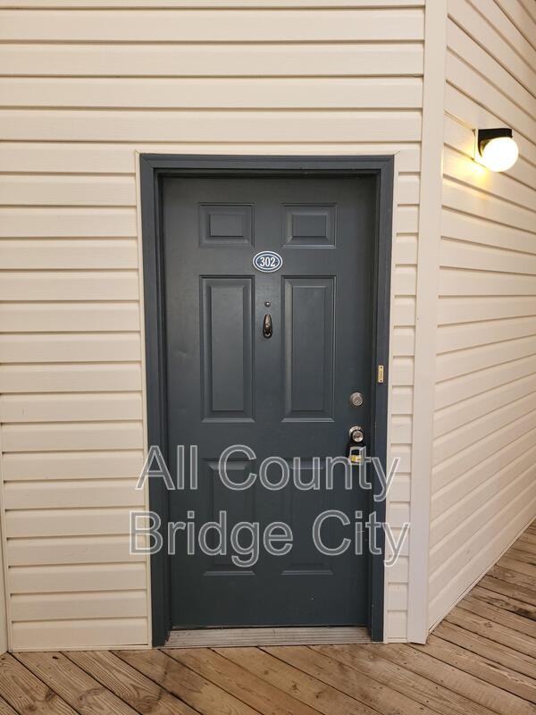 111 Wexford Drive #302 - Photo 2 of 10