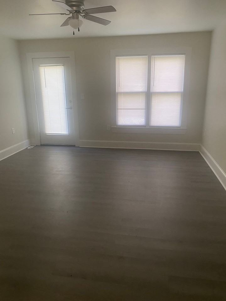 Octagon House Apartments - Photo 4 of 10