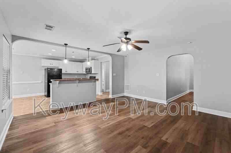 1132 Sierra Lane - Photo 6 of 29