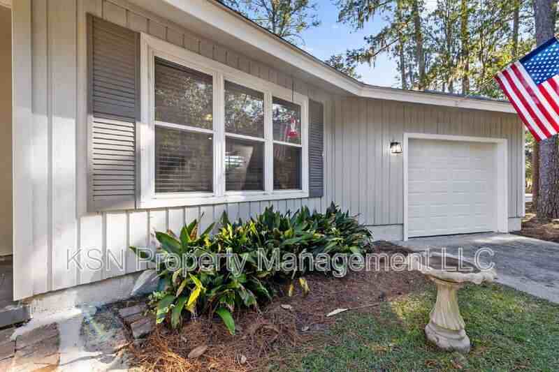 286 Cushing Drive - Photo 3 of 46