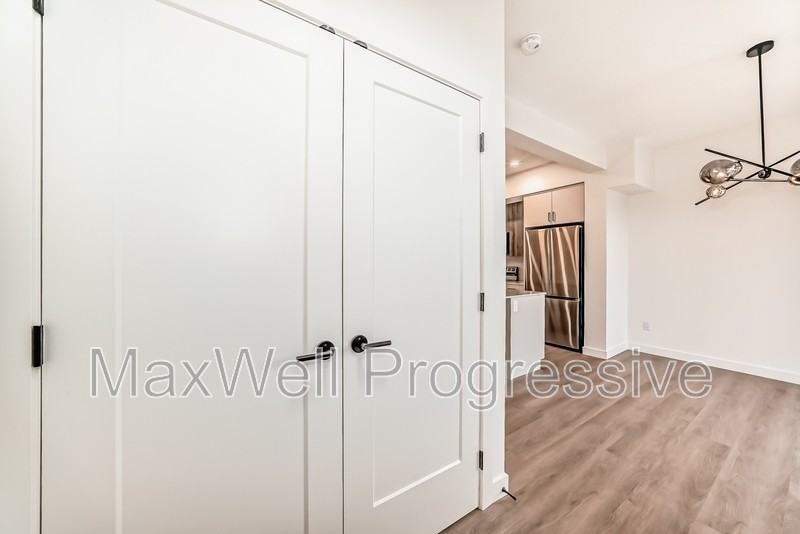 15724 103 Ave Nw #MAIN - Photo 5 of 19