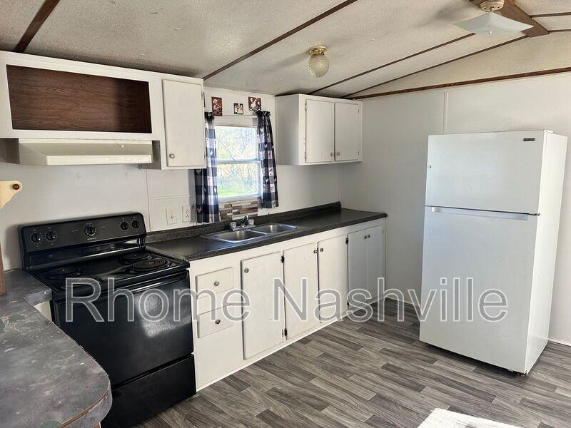 1970 Fayetteville Hwy #45 - Photo 3 of 12