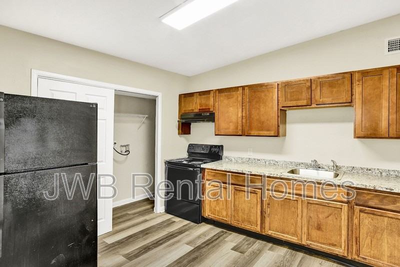 9131 12th Avenue - Photo 2 of 15