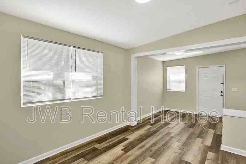 9131 12th Avenue - Photo 5 of 15