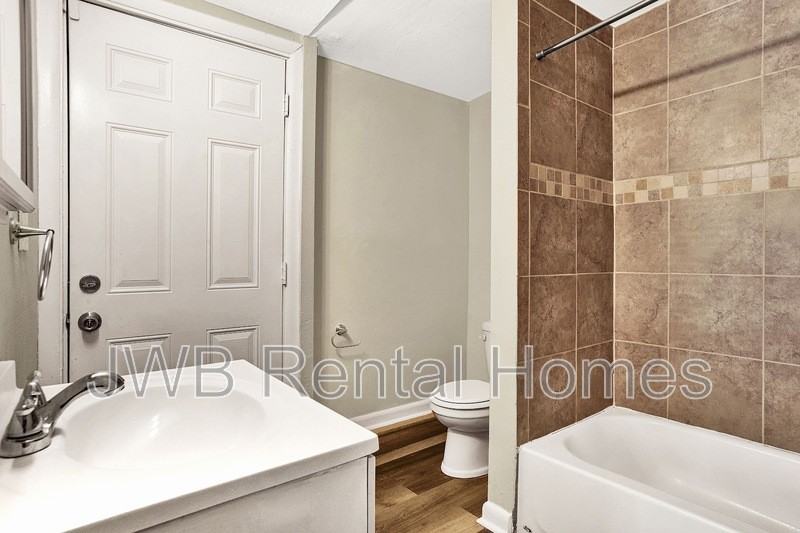 9131 12th Avenue - Photo 7 of 15