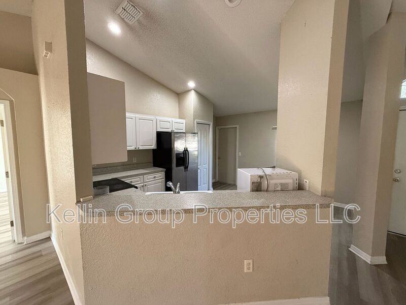 1145 View Pointe Cir - Photo 6 of 26