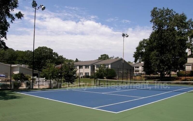 2021 Highridge Dr Sw #9H - Photo 5 of 23