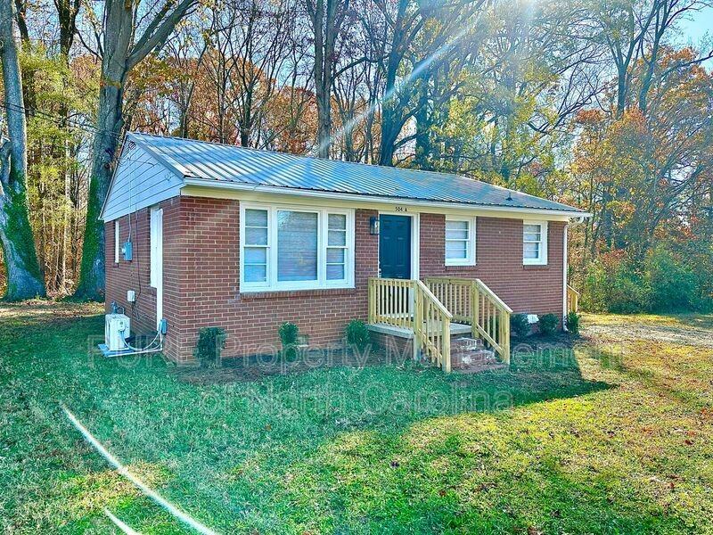 504A Moore Dr - Photo 3 of 27