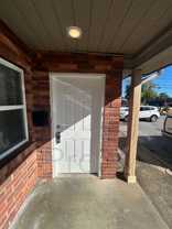 704 W Oak St - Photo 1 of 1