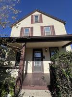 featured image of 223 E 27th St