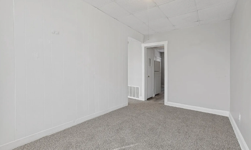 255X W Lombard St #2 - Photo 2 of 4