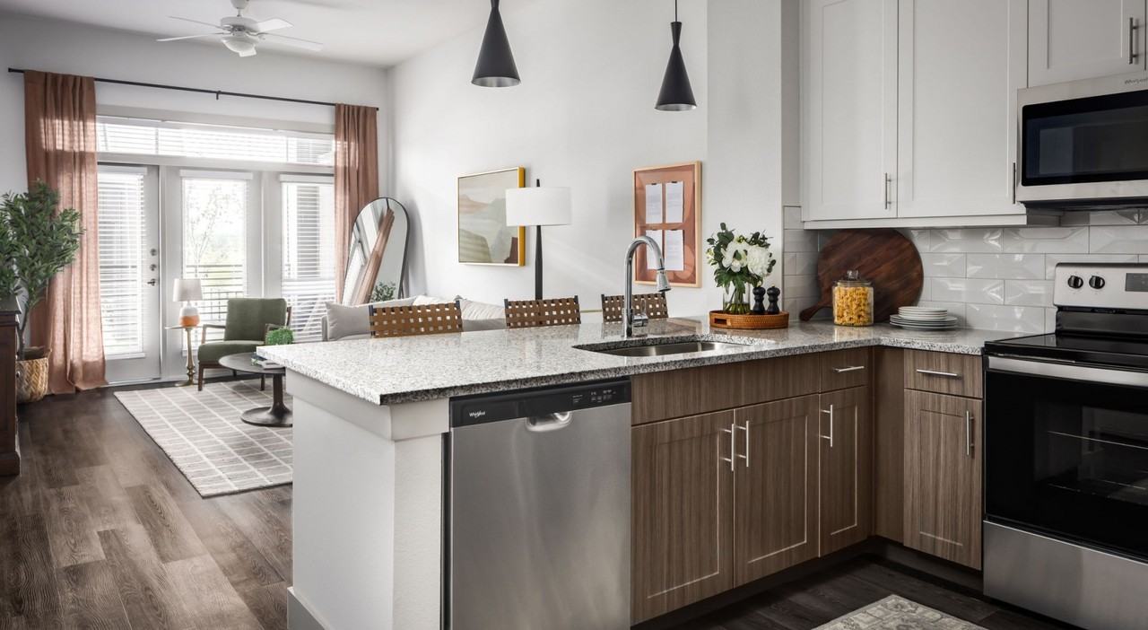 Union St & The Commons Pkwy #1412 - Photo 4 of 13