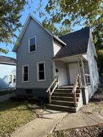 featured image of 2237 Oakdale Ave