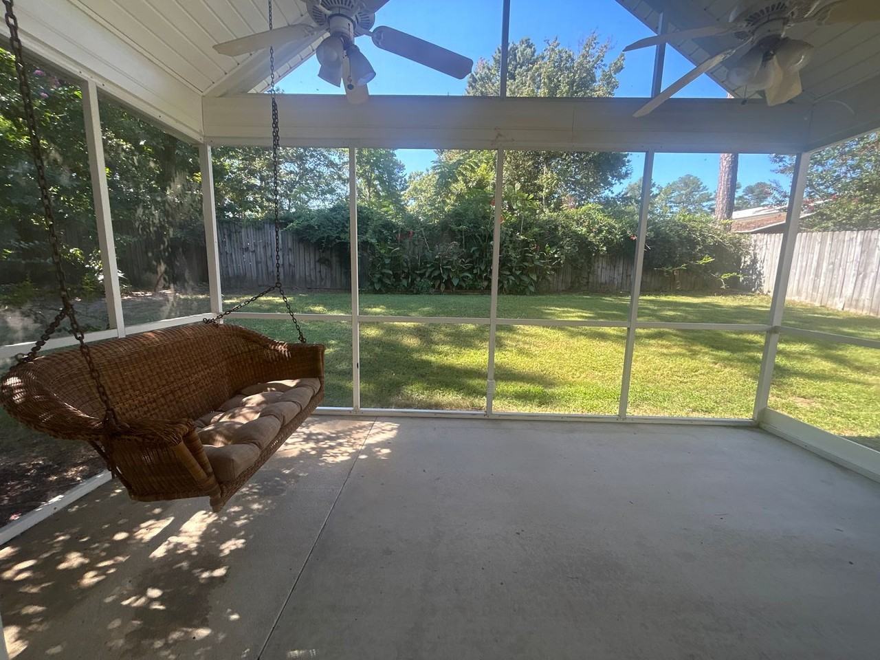 421 Connemara Trl - Photo 5 of 15