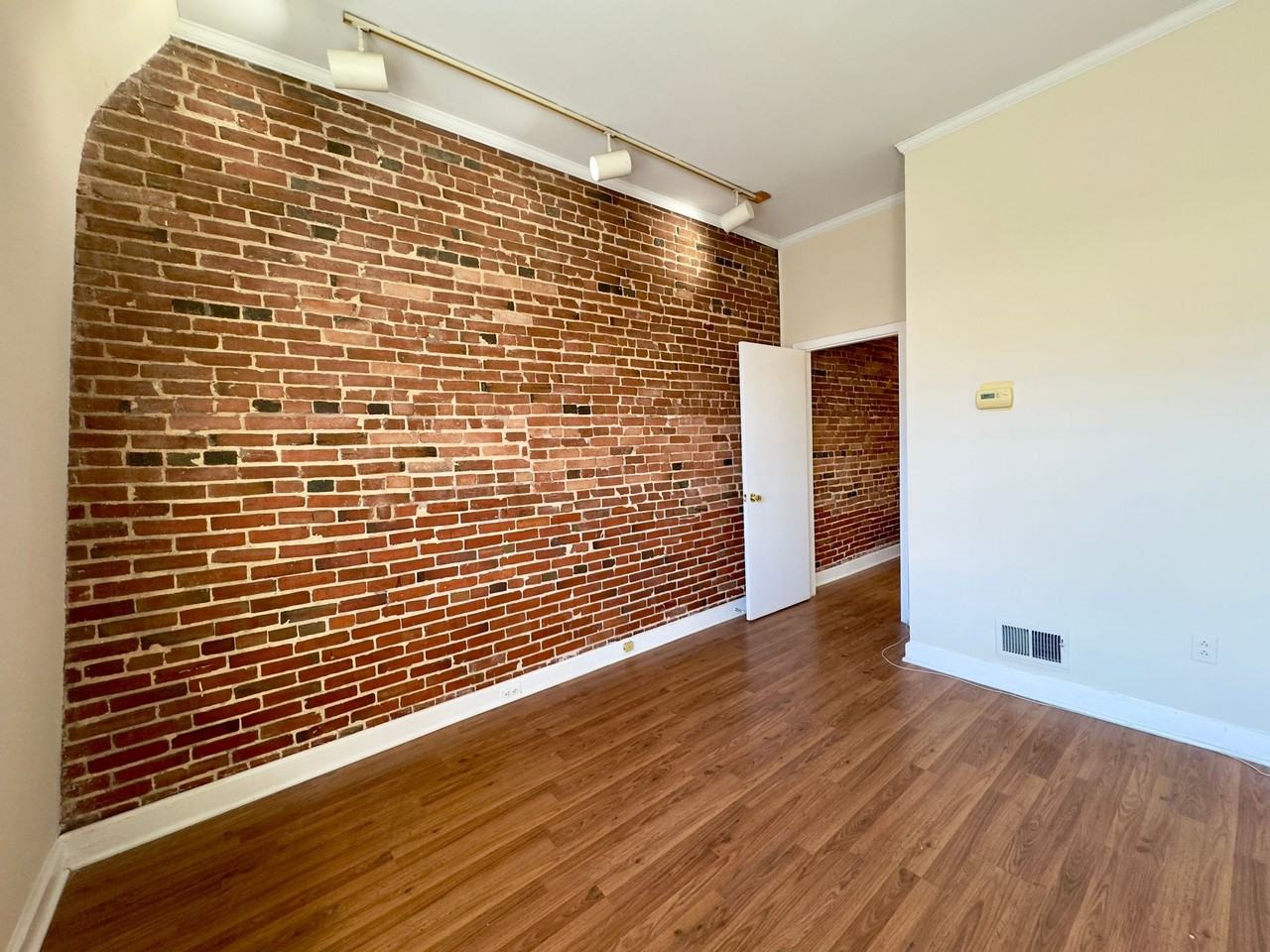 For Rent: Stylish Urban Living at 820 Park Ave– Your City Lifestyle Awaits! - Photo 5 of 14