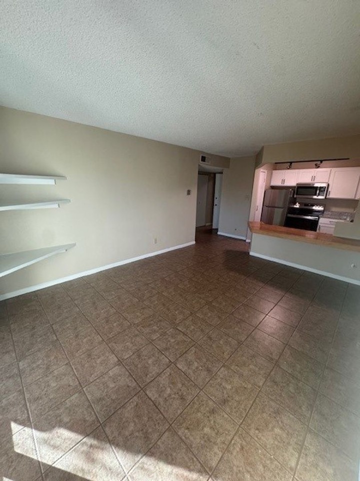 5116 Williams Fork Trl #112 - Photo 3 of 12