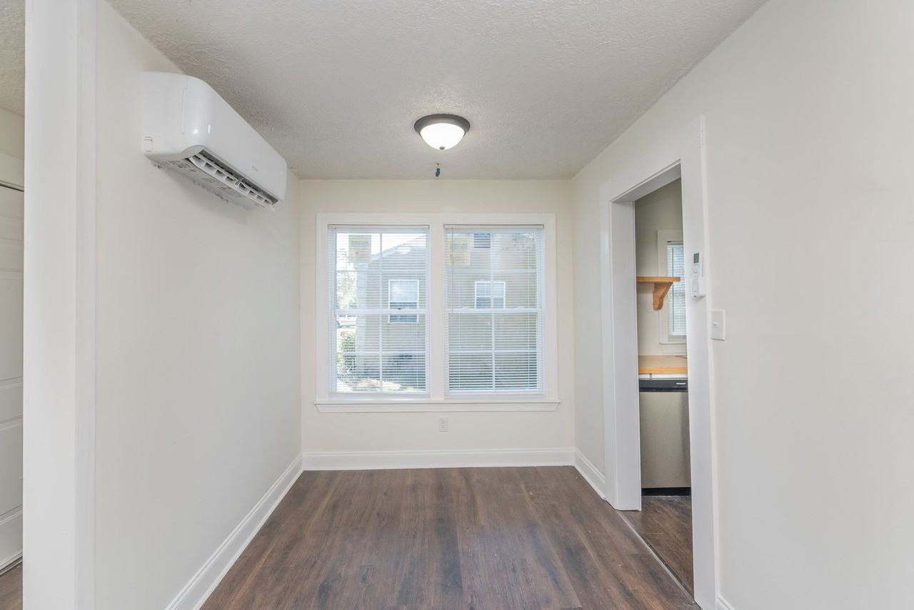 2524 Rhodes Drive - Photo 7 of 32