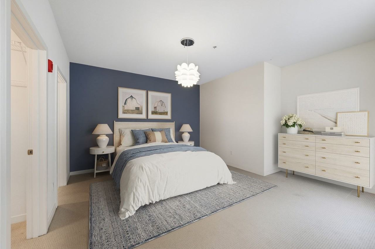 303 23rd Avenue South - Photo 3 of 30