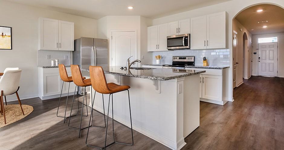 Kinsman Pointe - Photo 2 of 26