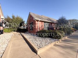 featured image of 1203 N Clay St #C