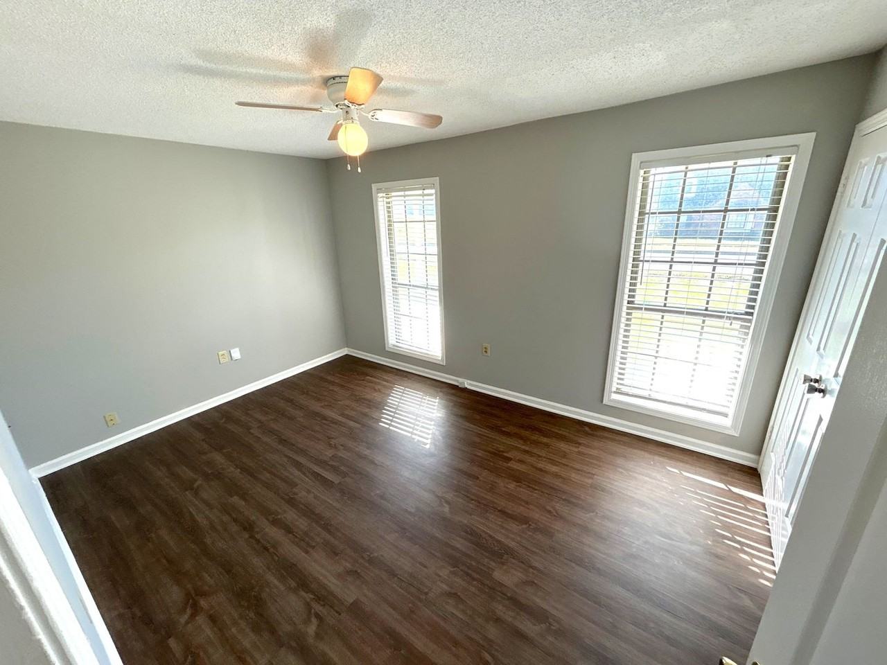 5144 Country View Lane - Photo 3 of 16