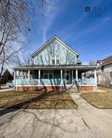 featured image of 375 W Burkitt St