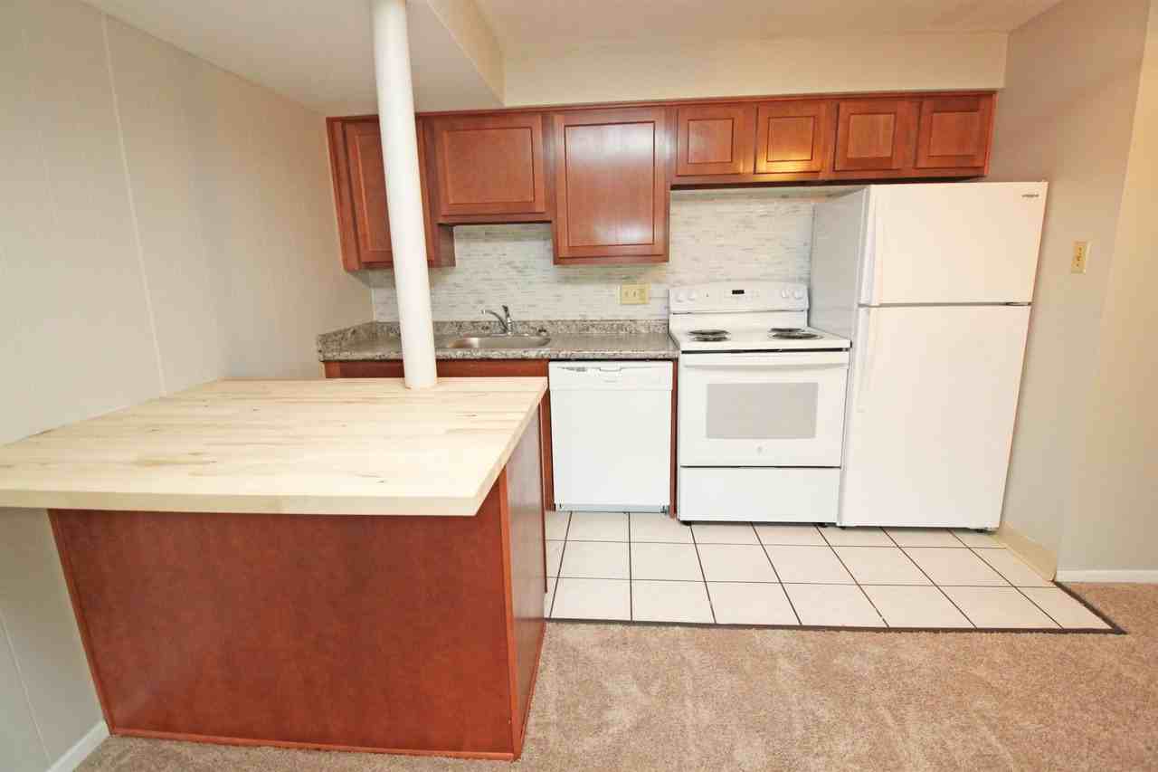 STEUBEN STREET APARTMENTS -- 003 - Photo 2 of 12