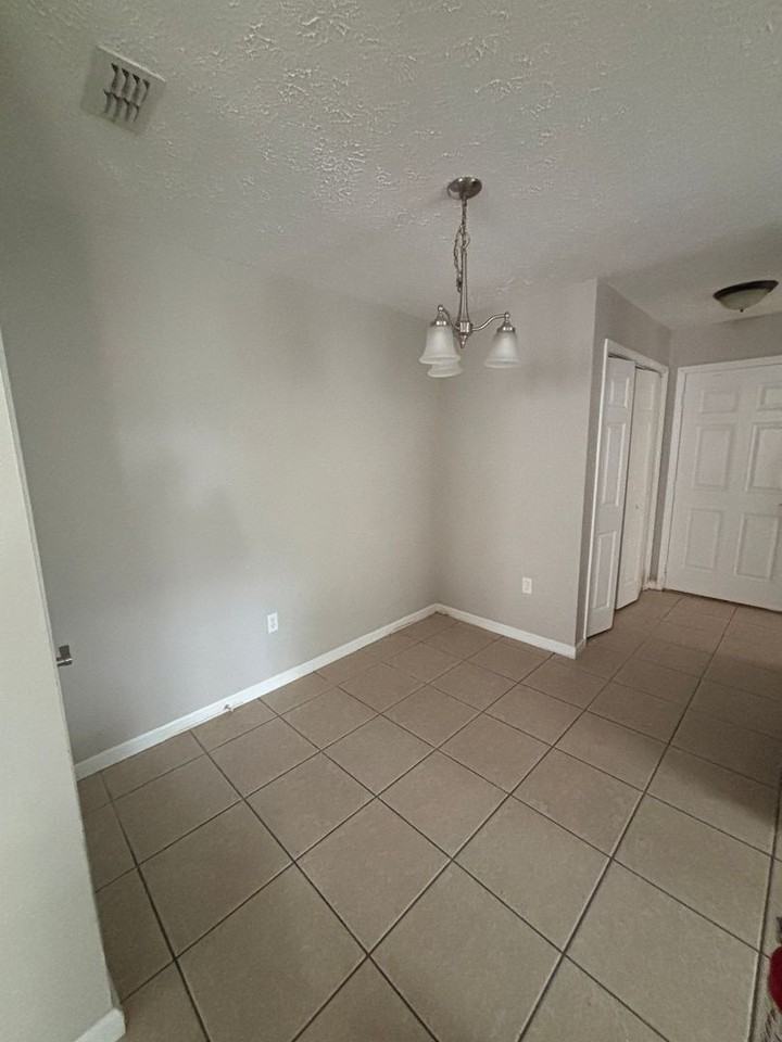 754 Sherman Avenue #B - Photo 5 of 14