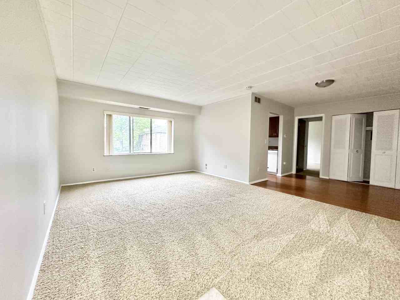 WINDSOR HOUSE -- 310 - Photo 2 of 16